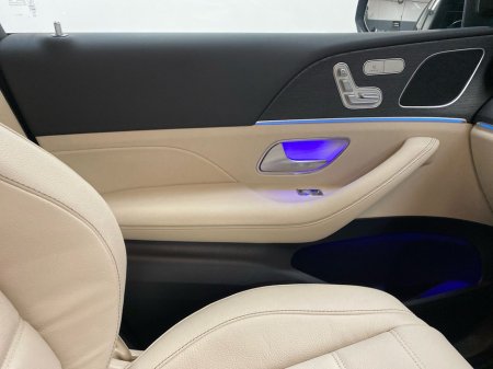 2026 Mercedes-Benz GLE Class GLE 400e 4MATIC SPORT EDITION €110,326 thumbnail