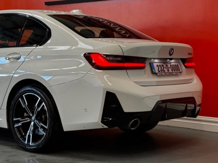 2023 BMW 3 Series - thumbnail 8