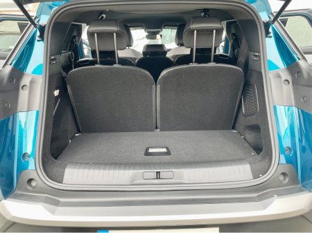 2025 Peugeot 5008 - thumbnail 23