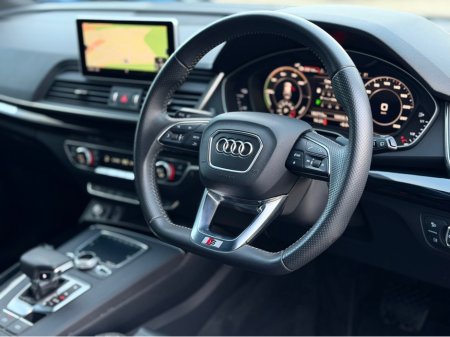 2020 Audi Q5 2.0TFSIE S LINE 50 QTIP 5DR A €29,950 thumbnail