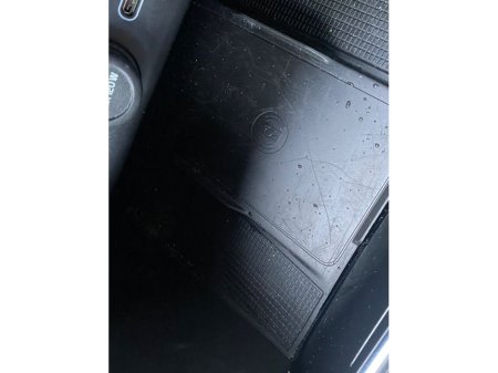 2023 Volvo XC40 Core Recharge Auto EV €31,900 thumbnail