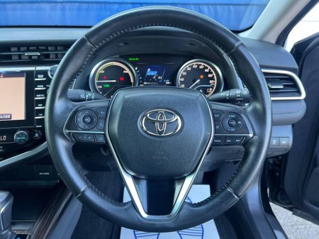 2018 Toyota Camry G-LEATHER 2.5 HYBRID // HEADS-UP DISPLAY // ADAPTIVE CRUISE CONTROL // 18