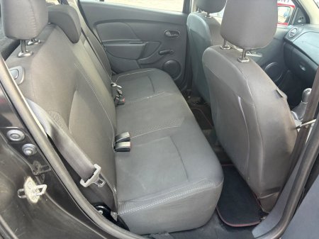 2017 Dacia Sandero 1.0 75 ALTERNATIVE €8,995 thumbnail