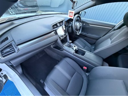 2017 Honda Civic - thumbnail 42