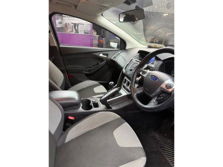 2012 Ford Focus - thumbnail 8