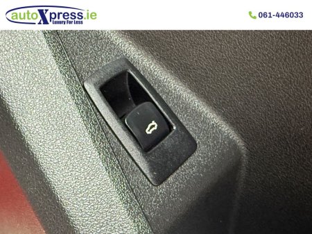 2020 BMW 1 Series 118D PLAY EDITION JOY PLUS Automatic, Reversing camera €24,995 thumbnail