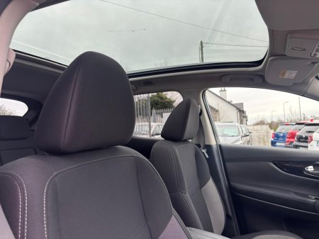 2021 Nissan Qashqai - thumbnail 4