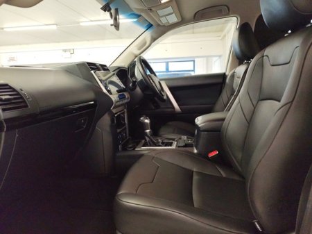 2023 Toyota Landcruiser - thumbnail 6