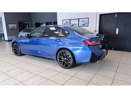 2024 BMW 3 Series - thumbnail 9