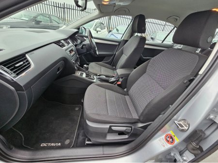 2014 Skoda Octavia AMBITION 1.2 TSI 105HP DGS 4 4DR AUTO €9,950 thumbnail