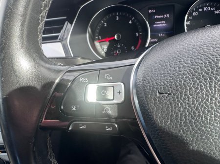 2017 Volkswagen Passat - thumbnail 27