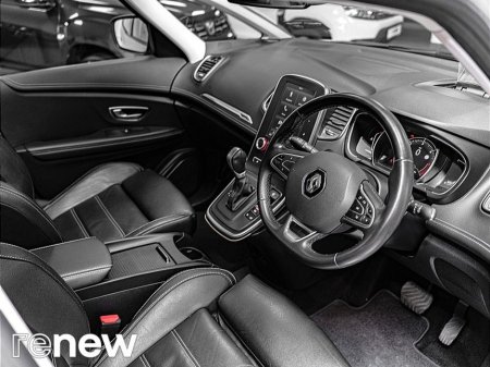 2017 Renault Grand Scenic 1.5 dCi 110 SIGNATURE *7 Seater* €19,900 thumbnail