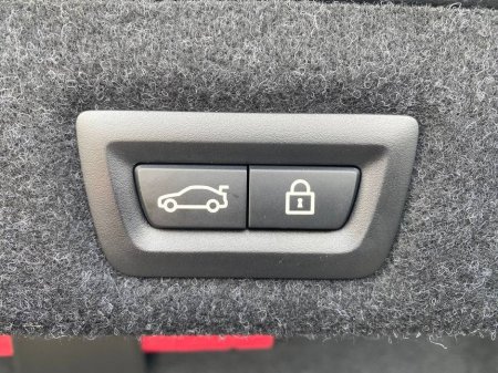 2018 BMW 5 Series - thumbnail 15