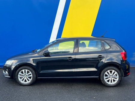2017 Volkswagen Polo TRENDLINE 1.2 TSI // VERY LOW MILEAGE // REVERSE CAMERA // DIGITAL CLIMATE CONTROL €14,900