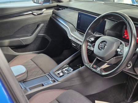 2022 Skoda Octavia - thumbnail 18