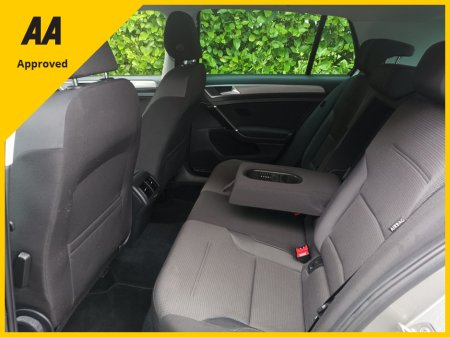 2017 Volkswagen Golf 1.2 TSI COMFORTLINE PLUS COMPREHENSIVE SERVICE HISTORY (9 STAMPS) ONLY 74,146kms FACTORY IMMOBILISER PUSH BUTTON START PROXIMITY KEY MULTI-FUNCTION STEERING WHEEL ALLOY WHEELS NCT ROADTAX €17,695 thumbnail