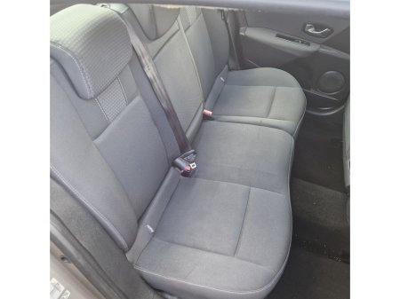 2011 Renault Fluence - thumbnail 8