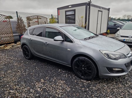2014 Vauxhall Astra  €5,250