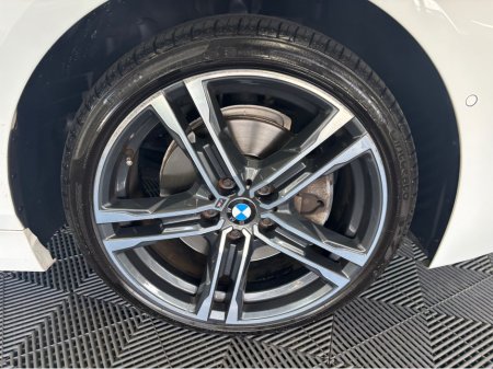 2019 BMW 1 Series - thumbnail 5