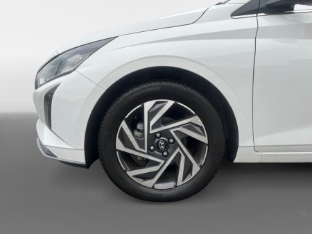 2025 Hyundai i20 DELUXE PLUS 5DR €25,500 thumbnail