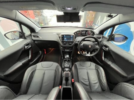 2019 Peugeot 2008 - thumbnail 17