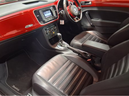 2012 Volkswagen Beetle **AUTOMATIC** €8,995 thumbnail