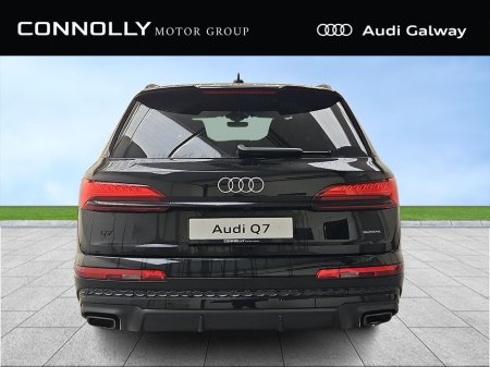2026 Audi Q7 S-LINE TFSI E-HYBRID QUATTRO €112,950 thumbnail