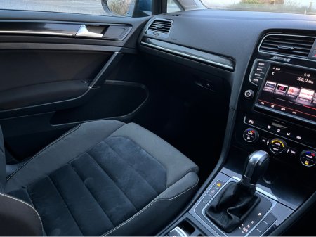 2014 Volkswagen Golf 1.4 AUTOMATIC PETROL FOUR-DOOR €11,950 thumbnail