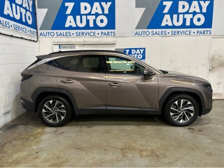 2022 Hyundai Tucson - thumbnail 3