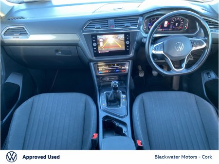 2022 Volkswagen Tiguan Allspace 2.0TDI 150BHP LIFE €37,995 thumbnail