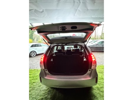 2020 Toyota Prius - thumbnail 10