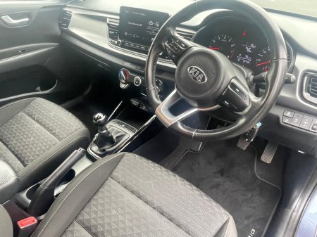 2021 Kia Rio - thumbnail 4