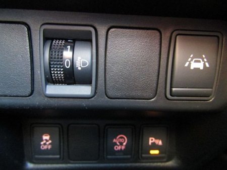 2016 Nissan Qashqai - thumbnail 25