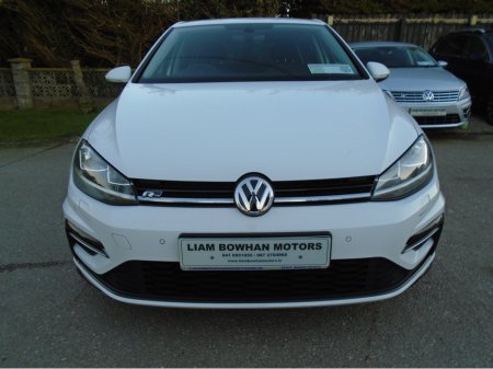 2018 Volkswagen Golf - view 4