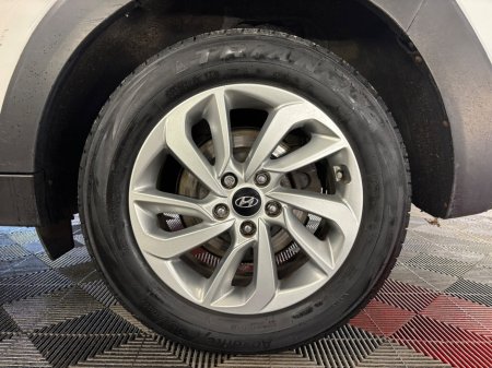 2016 Hyundai Tucson 1.7 D Comfort €11,950 thumbnail