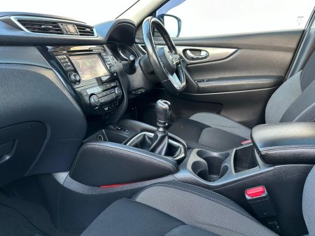 2019 Nissan Qashqai 1.5 DCI SV PREMIUM 115PS NAV SKY VIEW €14,950 thumbnail