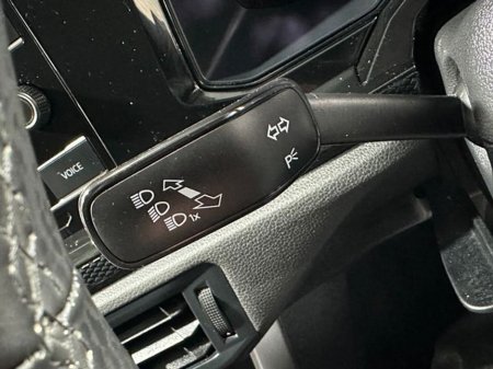 2024 Volkswagen Taigo Life 1.0 TSi 242 €23,400 thumbnail