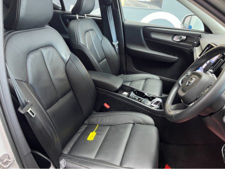 2022 Volvo XC40 €36950! 2022 VOLVO XC40 RECHARGE PLUG-IN HYBRID T5 1.5 AUTOMATIC / CRUISE CONTROL / 360° PARKING CAMERA / ELECTRIC MEMORY & HEATED SEATS / APPLE CARPLAY / PANORAMIC SUNROOF / HEATED STEERING WHEEL €36,950 thumbnail