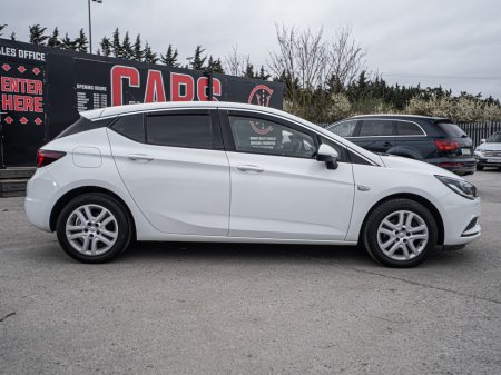 2016 Opel Astra - thumbnail 13