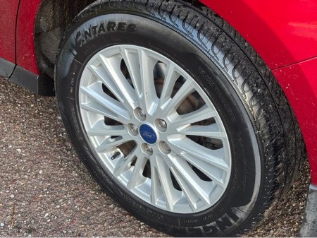 2018 Ford Galaxy 1.5 160PS 6SPEED FWD 4DR €17,995 thumbnail