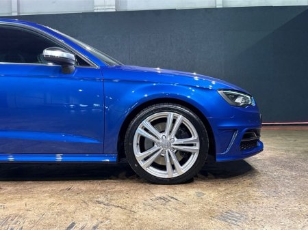2016 Audi S3 - thumbnail 10