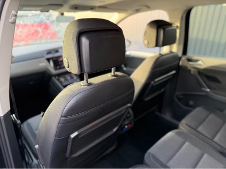 2018 Volkswagen Touran CL - 2.0L DIESEL - AUTO - 7 SEATS - 12M WARRANTY - CAR: €19,950 thumbnail