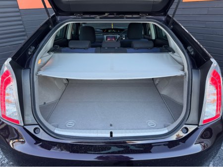 2014 Toyota Prius - thumbnail 20