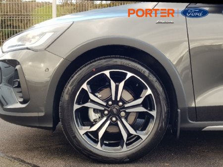 2023 Ford Focus - thumbnail 11