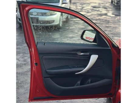 2016 BMW 1 Series - thumbnail 6