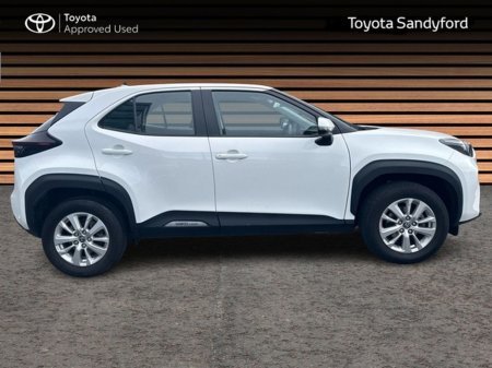 2023 Toyota Yaris Cross - photo 3