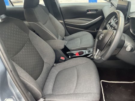 2023 Toyota Corolla LUNA SALOON 4DR AUTO thumbnail