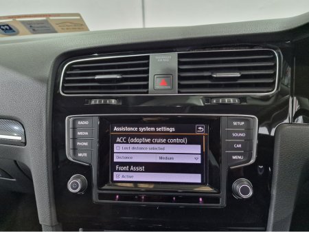 2013 Volkswagen Golf - thumbnail 16