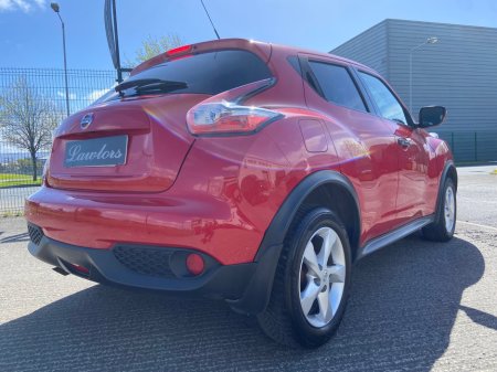 2017 Nissan Juke - thumbnail 4