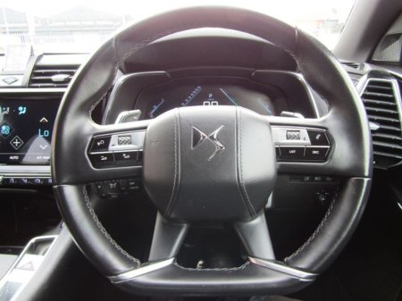 2021 DS Automobiles DS 7 Crossback E-TENSE PRESTIGE €28,950 thumbnail